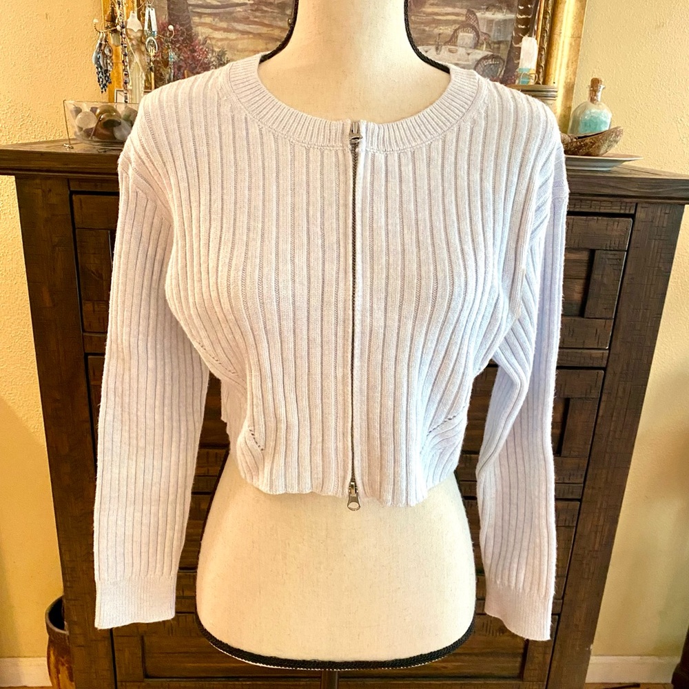 Light Bluish Gray Ribbed Zip-Up Sweater